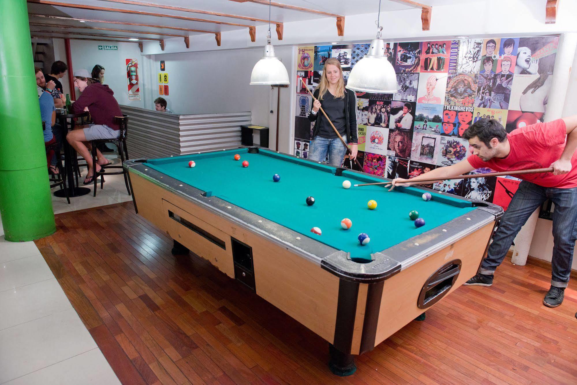 Milhouse Hostel Hipo Buenos Aires Exterior photo
